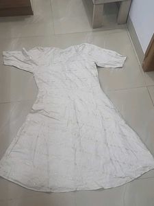 Elegant White Kurta with Sparkle