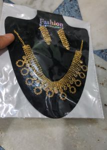 Woman And Girl's Necklace Pack Of 4 Piece