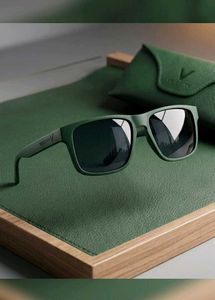 Laurel Dale Matte Green Wayfarer Sunglasses - 60%