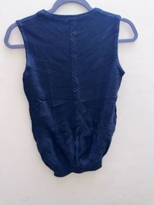 black cotton vest