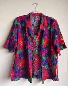 Colourful floral lace shirt💐🪻
