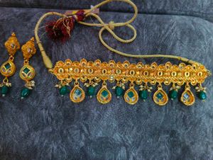 Heavy Elegant Gold Plated Kundan Necklace Set