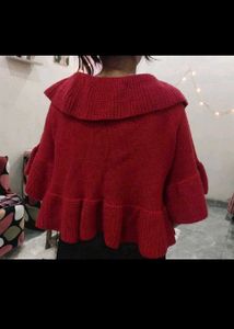 Chic Red Knit Cropped Cardigan
