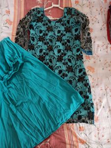 Elegant Blue Floral Kurta