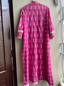 Vibrant Pink Embroidered Kurta