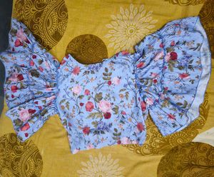 Chic Floral Print Blouse