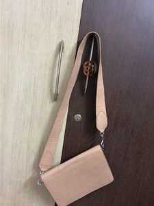 NA-KD Compartment Crossbody Bag