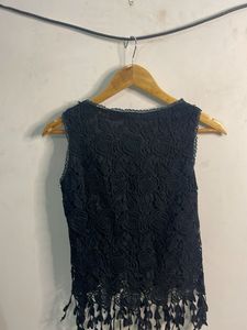 Elegant Black Lace Sleeveless Top