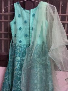beautiful dress with attached dupatta
