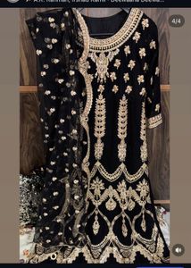 Black heavy Gown