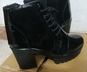 ❗Black heel boots❗