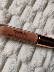 INSIGHT MATTE LIP SERUM AVOCADO &amp; VITAMIN E LIPSTI