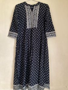 🩷SALE 🩷Combo Of 2 Beautiful Kurti’s