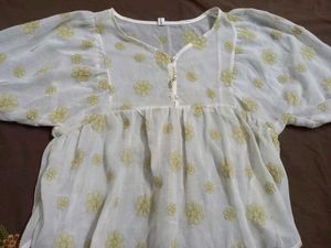 White Embroidered Kurta