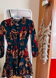 Chic Floral Midi Dress