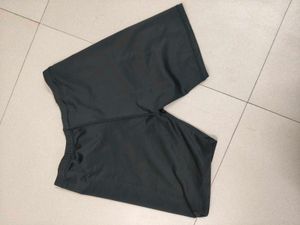 set of 2 Black Multipurpose Shorts