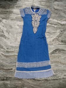 Elegant Blue Embroidered Kurta