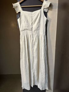 Elegant Cream sundress 🤍