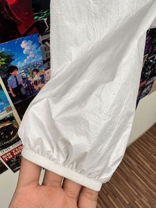 White Pullover V-Neck Sweatshirt
