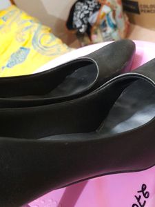 BLACK PUMPS HEELS ❤️