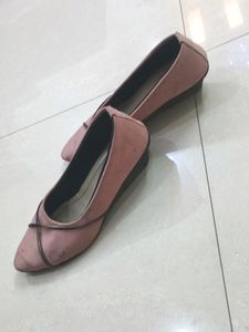 Pink Ballet Flats with Detail