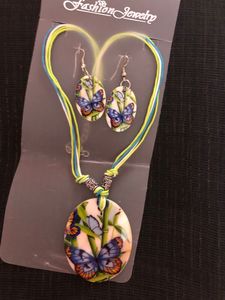 Brand New Shell Jewellery