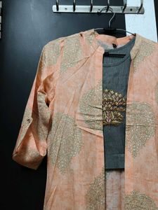 Embroidered Grey Sleeveless Blouse
