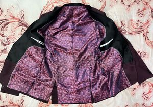 Men maroon tuxedo blazer