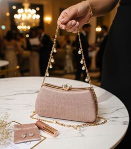 Elegant Glitter Clutch