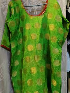Vibrant Green Kurta with Gold Polka Dots