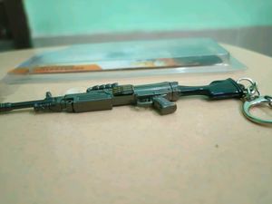 Metallic Gun Keyring