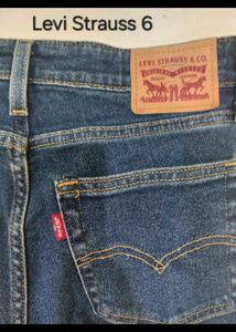 Levi Strauss Women's Flare Jeans dark blue 6