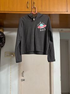 🆕 Gray Graphic Hoodie