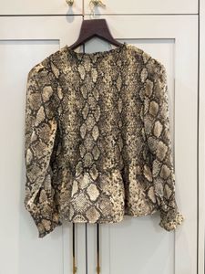 NEW! ZARA Snake Print Peplum top - M