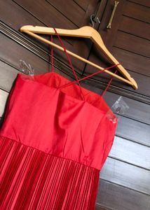 Street9 Red Pleated Strap Midi Dress