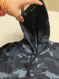 Camouflage Zip-Up Hoodie