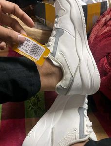 Stylish White &amp; Grey Lifestyle Sneakers