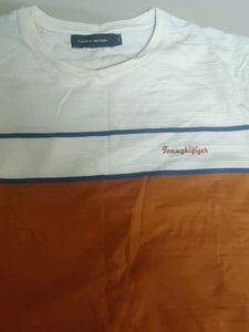 tommy Hilfiger t shirt