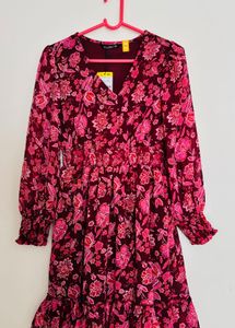 Women's Floral Print Dress - New with tag