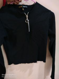Black Top With Chain