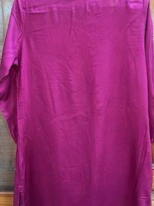Embroidered Magenta Kurta