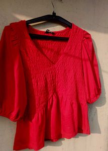 Red Casual Top 💋🛍️