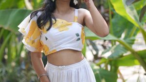 Floral Print one shoulder top (stitched)