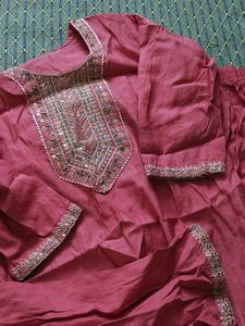 Elegant Pink Kurta with Embellished Neckline