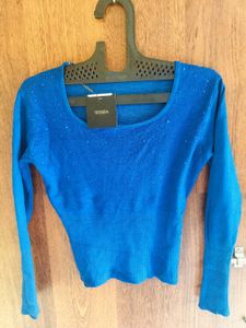 Blue Knitted Top - Stylish &amp; Comfortable