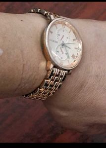 Elegant Rose Gold Tone Watch