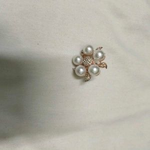Elegant Pearl ring 💍