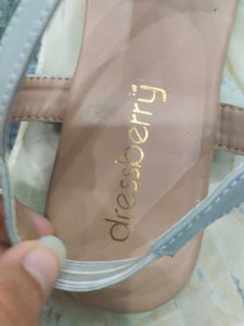 Women's Grey Flat Sandals