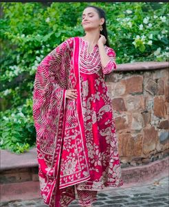 Vibrant Floral Print Kurta Set