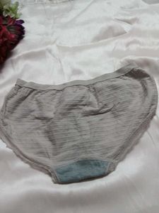 Comfortable Women's Briefs